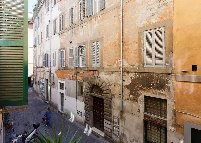 Navona 360 *